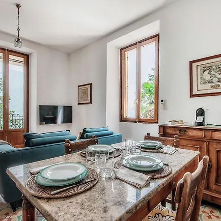 Eugenia - By Myhomeincomo Apartman Carate Urio